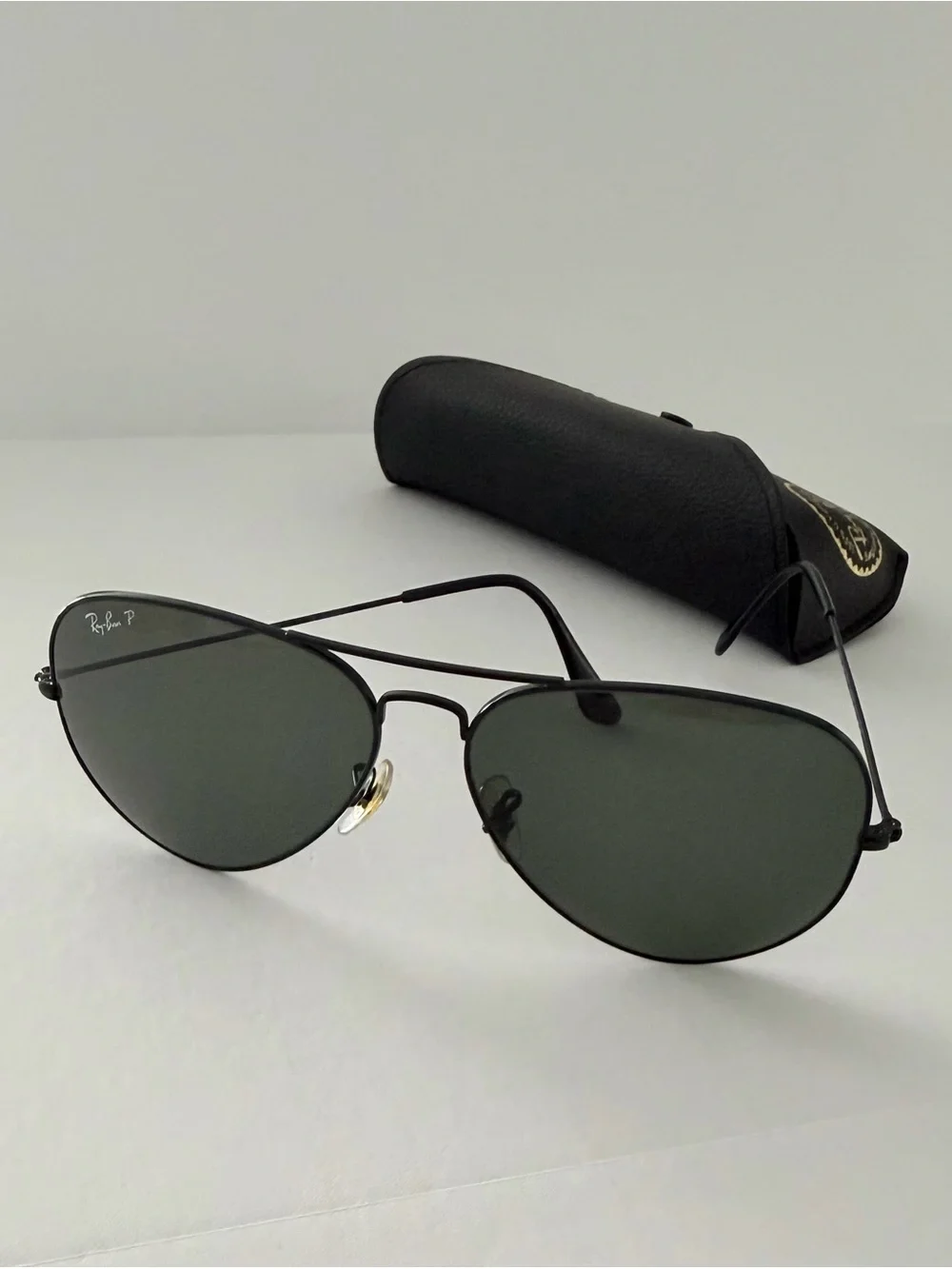 Ray-Ban polarized Aviator Sunglasses in Black with Dark Green Lenses